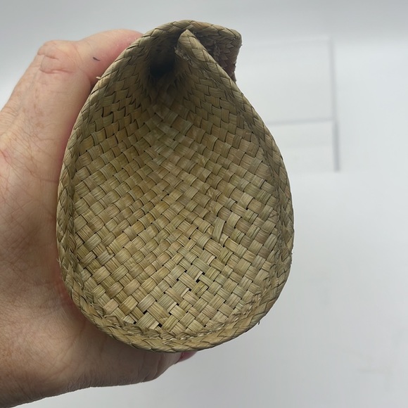 Tommy Bahama Pink and Cream Woven Clutch - Picture 5 of 9